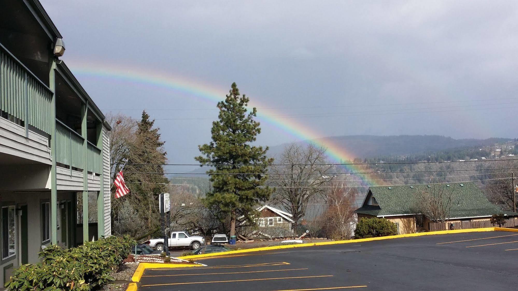Riverview Lodge Hood River Buitenkant foto
